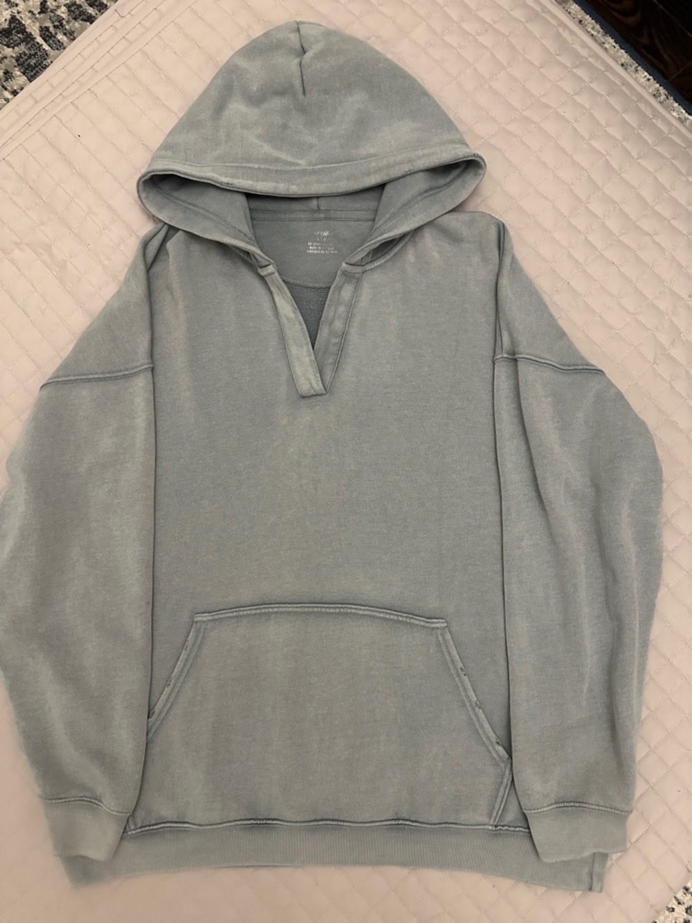aerie Men's Hooded Pullover Sweatshirt in Light Slate Blue